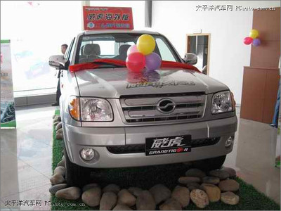 威虎皮卡轉(zhuǎn)戰(zhàn)國內(nèi)市場 刷單風(fēng)波引熱議，皮卡銷售模式面臨新挑戰(zhàn)
